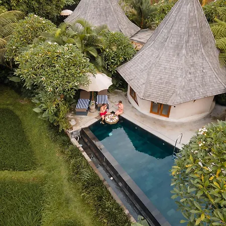 The Sender Pool Suites-2
